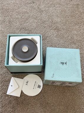 BRAND NEW jolie filtered shower head for heard water